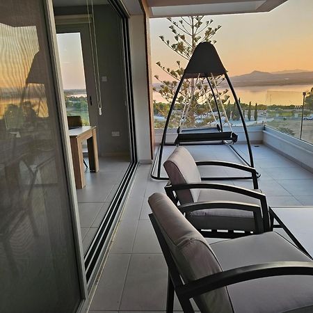 Majestic Sunset Salt Lake Views 300M From Beach Larnaca Luaran gambar