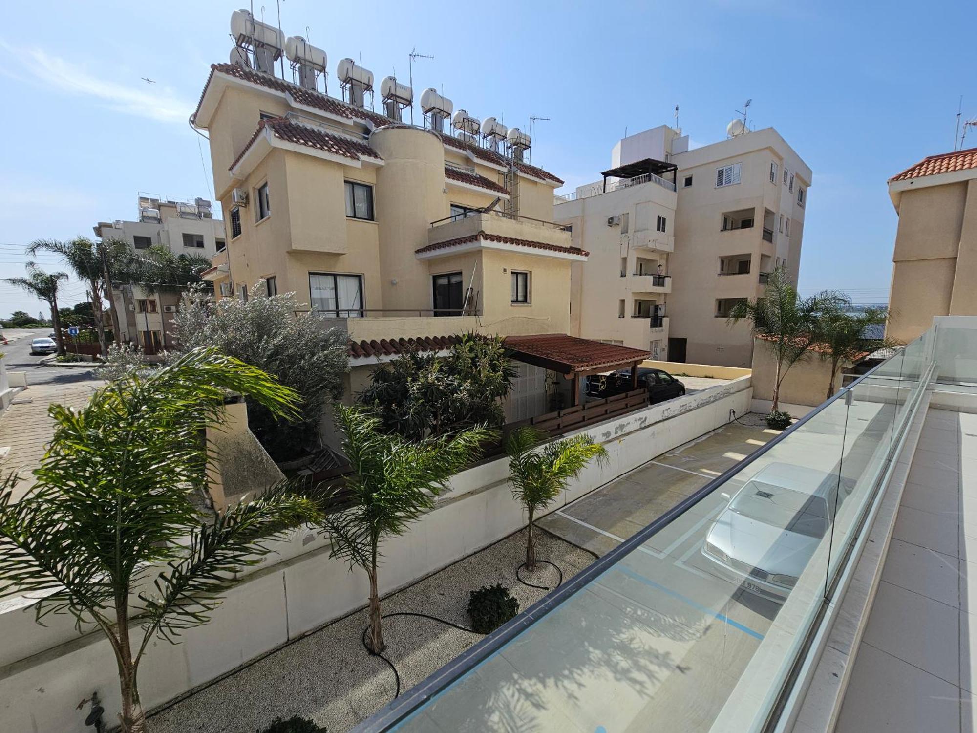Majestic Sunset Salt Lake Views 300M From Beach Larnaca Luaran gambar
