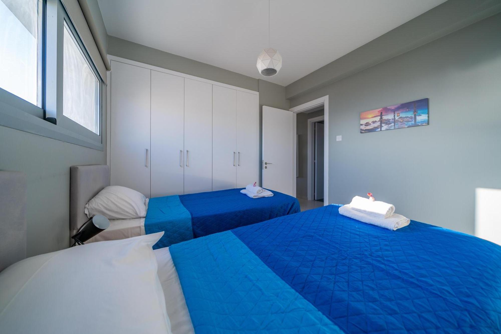 Majestic Sunset Salt Lake Views 300M From Beach Larnaca Luaran gambar