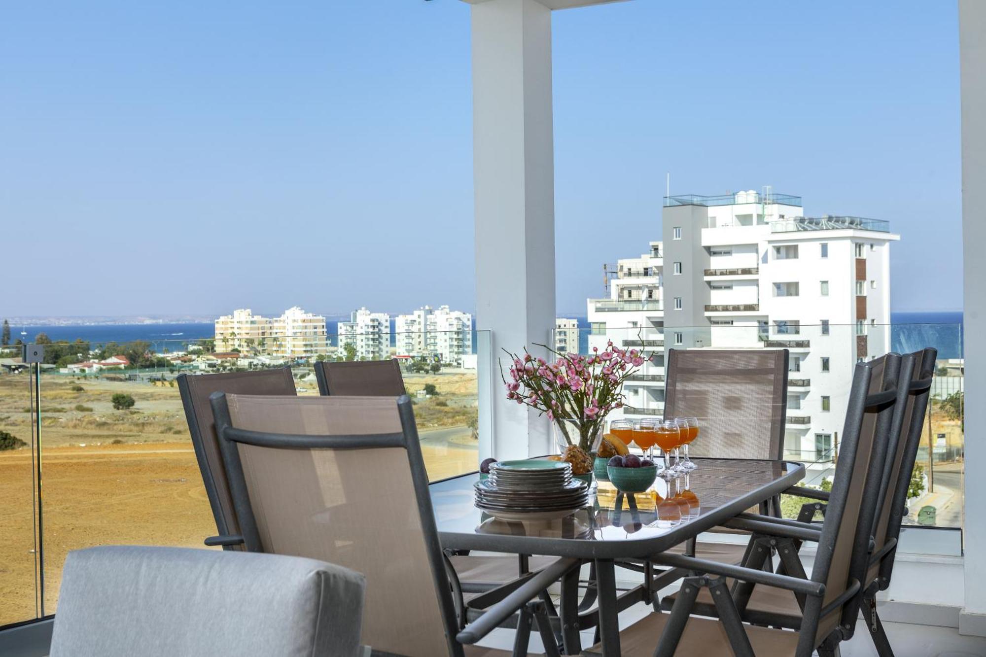Majestic Sunset Salt Lake Views 300M From Beach Larnaca Luaran gambar