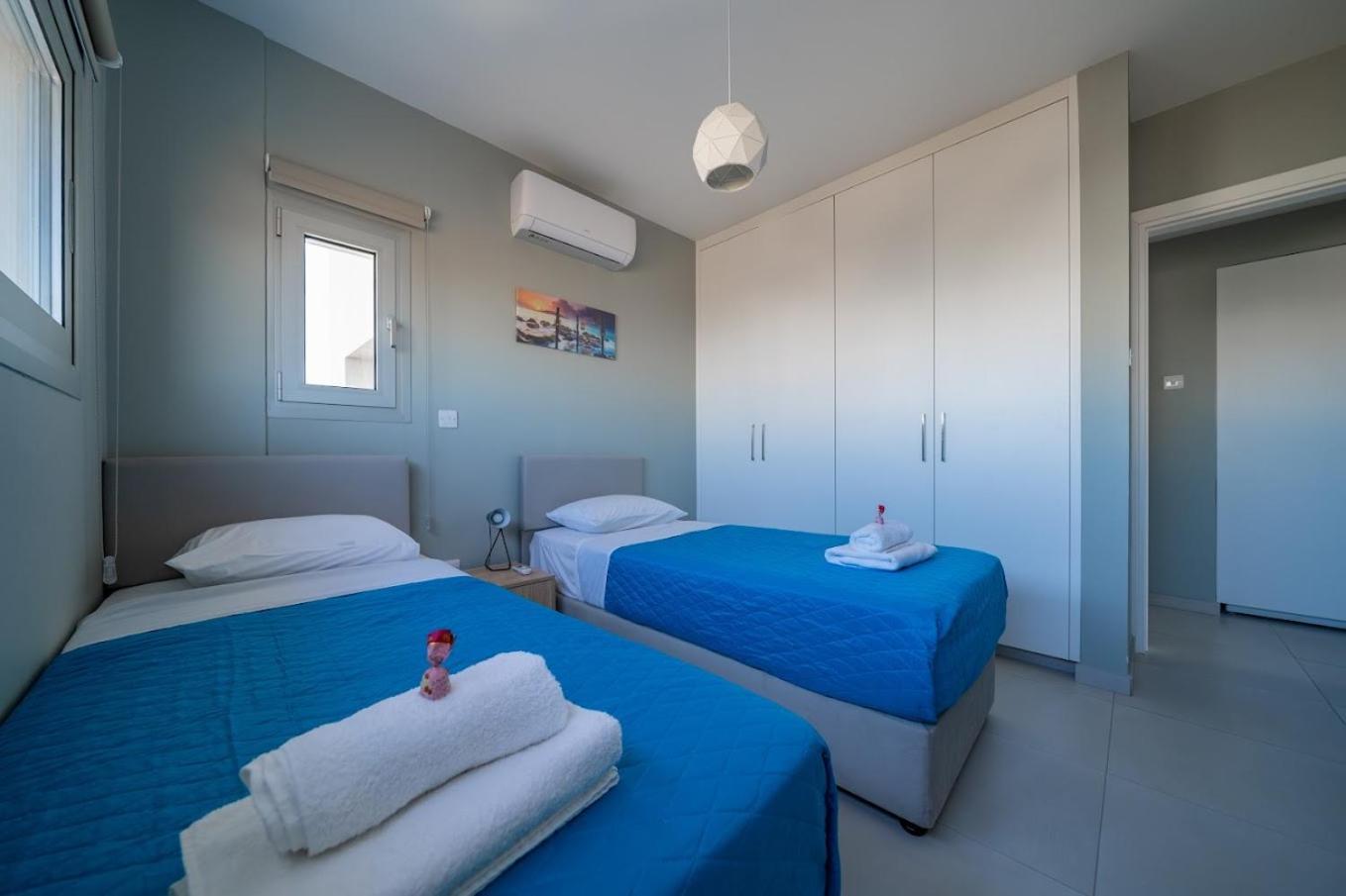 Majestic Sunset Salt Lake Views 300M From Beach Larnaca Luaran gambar