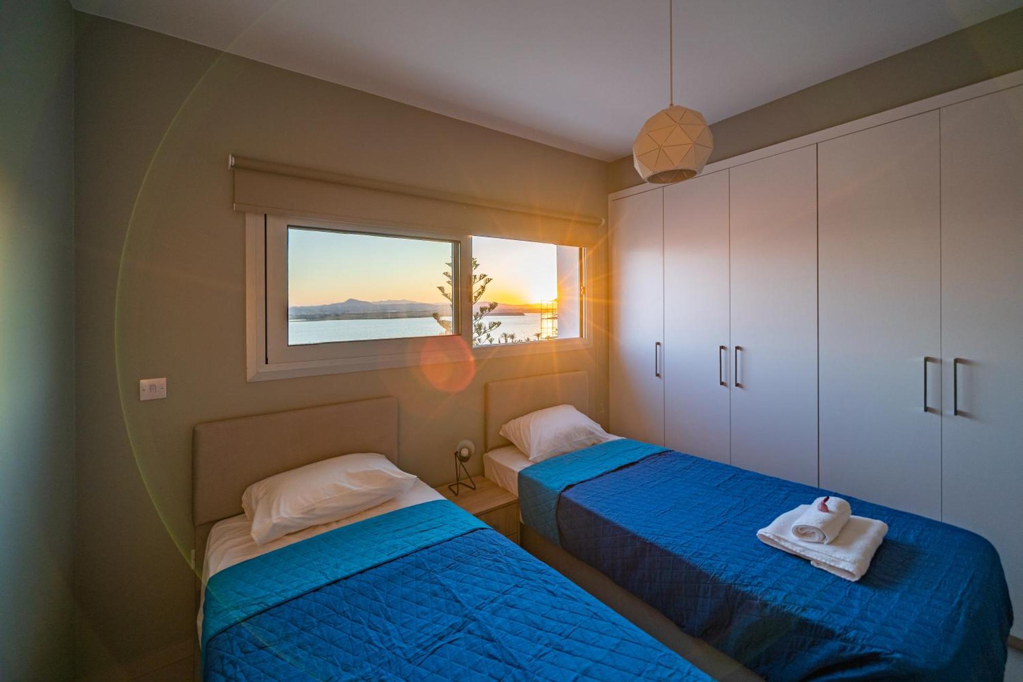 Majestic Sunset Salt Lake Views 300M From Beach Larnaca Luaran gambar